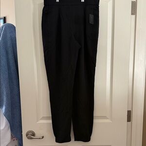 RW&CO. Women's Black Joggers. 100% Lyocell